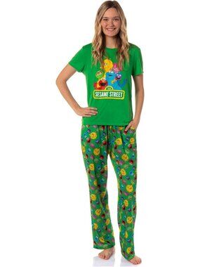 Cozy Distressed Print Elmo & Friends Cookie Monster Pajama Set for Women